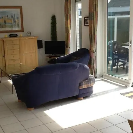 For 6 People, Near The *