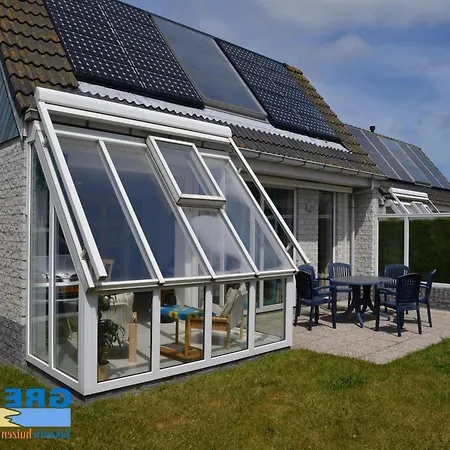 度假居 For 6 People, Near The *